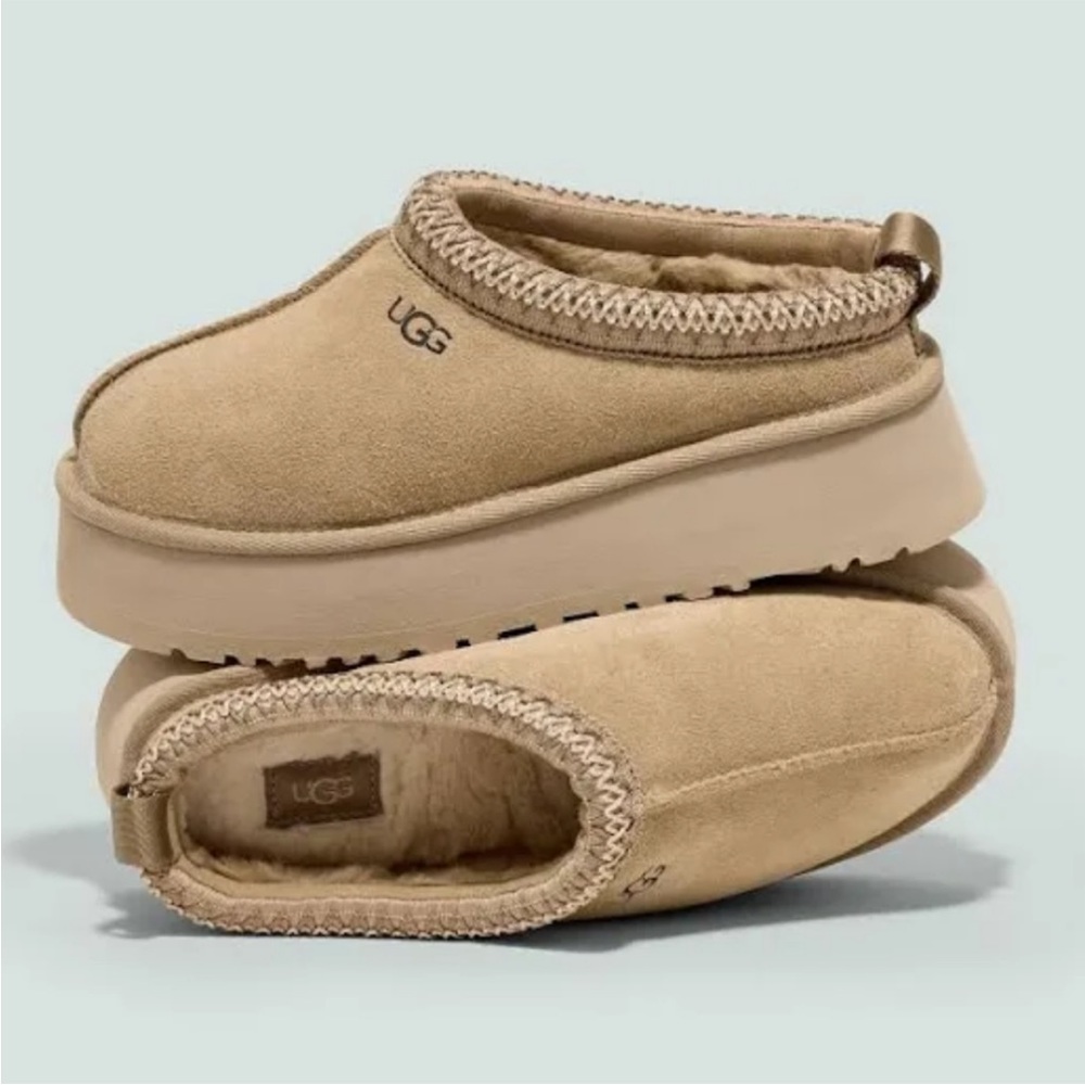 UGG Tazz Platform Slide in mustard seed